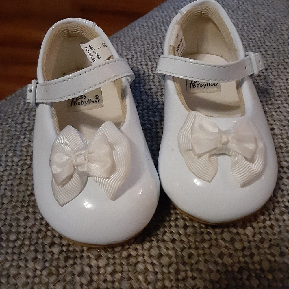 Dress shoes